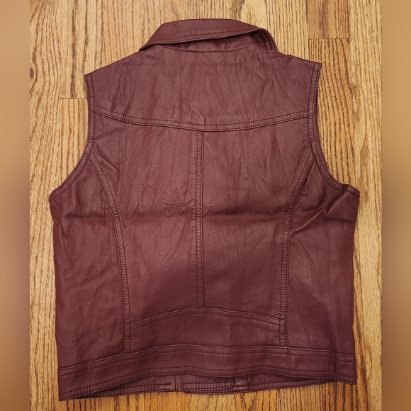 Spiritual Quality Active U.S.A. Los Angeles, California. Small Vest - Picture 2 of 6